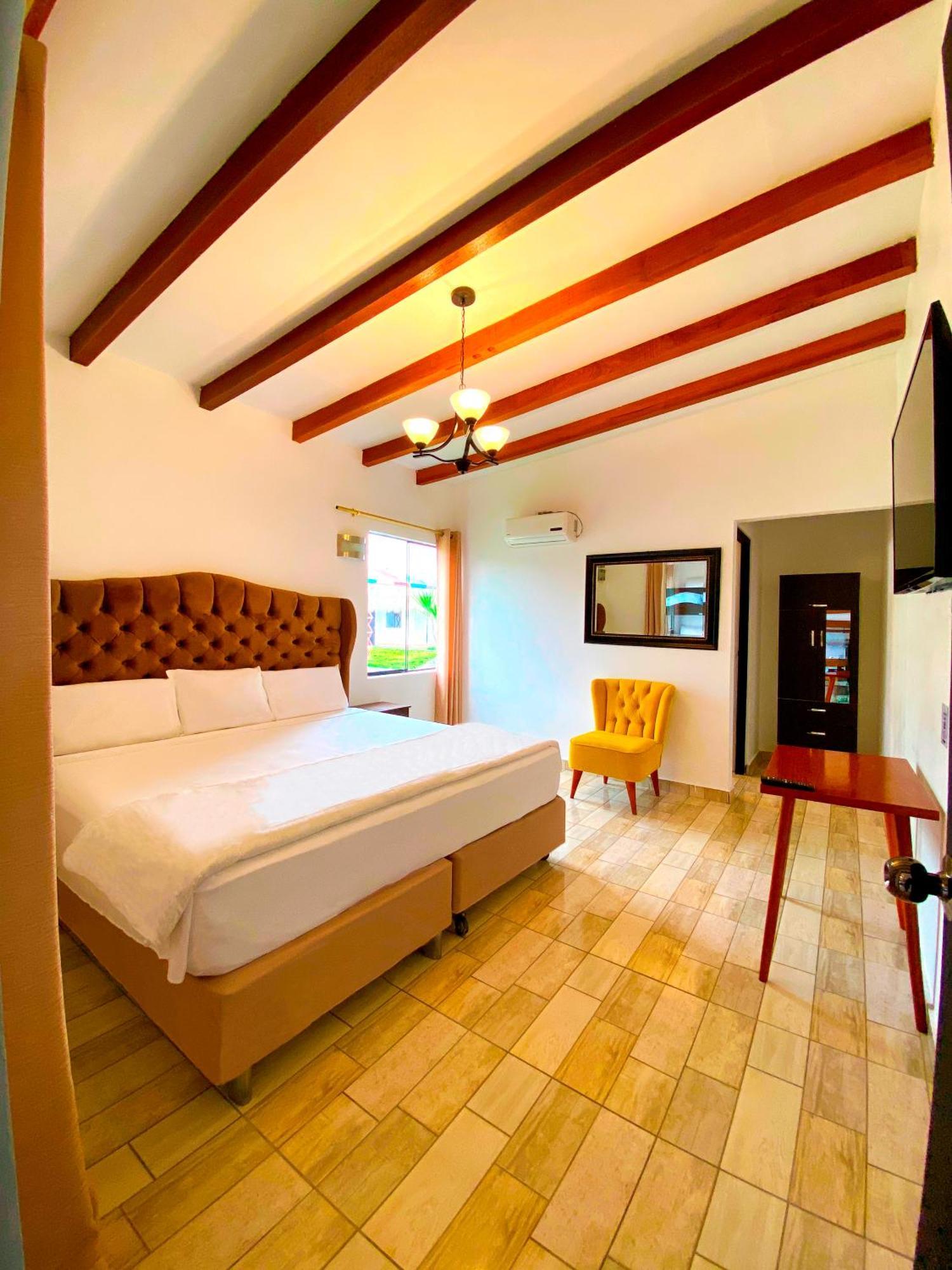 Hotel Resort Thiago 친차알타 외부 사진